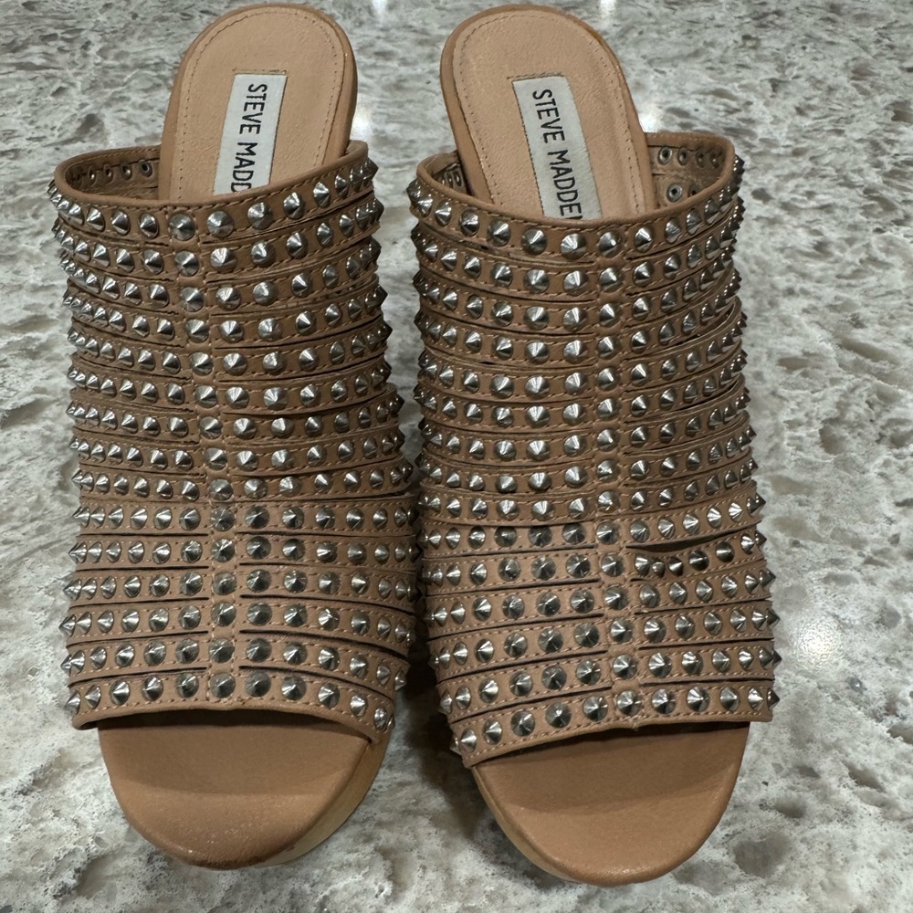 Steve Madden Studded Wedges